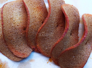 Рыбец вяленый: Ресторанные гренки с беконом