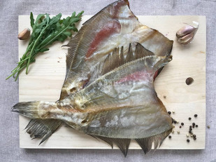 Королевский полосатик: Камбала ёрш (Мурманская) вяленая