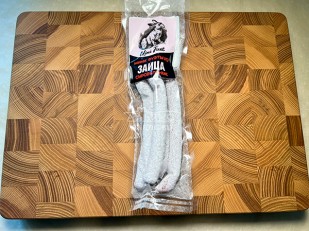 Сыр к пиву: Колбаски сыровяленые Mini Fuet 