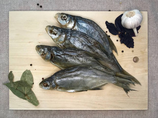 Королевский полосатик: Густера вяленая