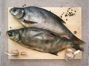 Королевский полосатик: Лещ цимлянский вяленый